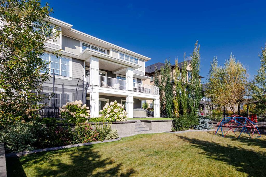 244 Coopers Park SW