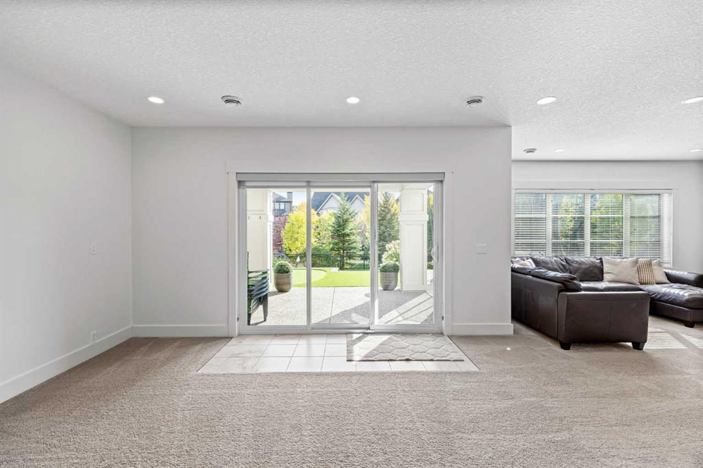 244 Coopers Park SW