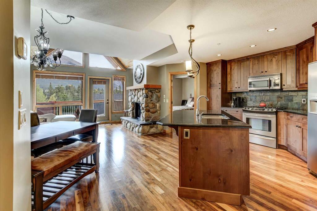 600 Spring Creek Drive, #404