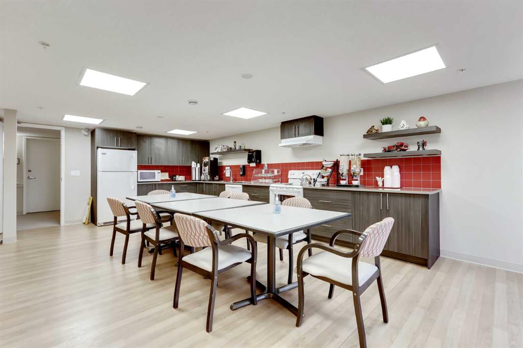 2635 Eversyde Avenue SW, #232
