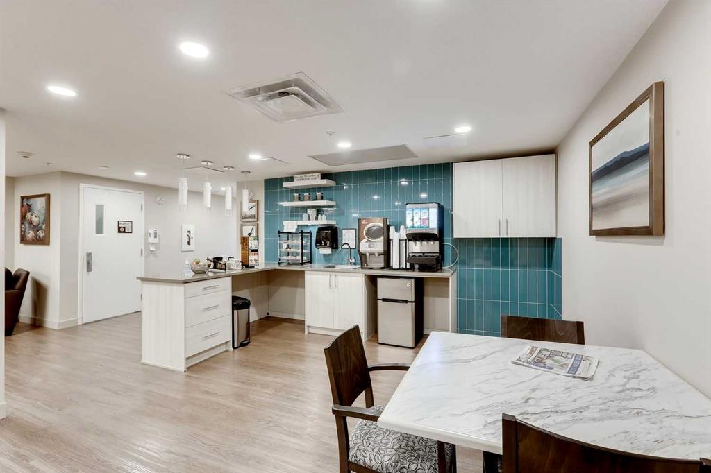 2635 Eversyde Avenue SW, #232