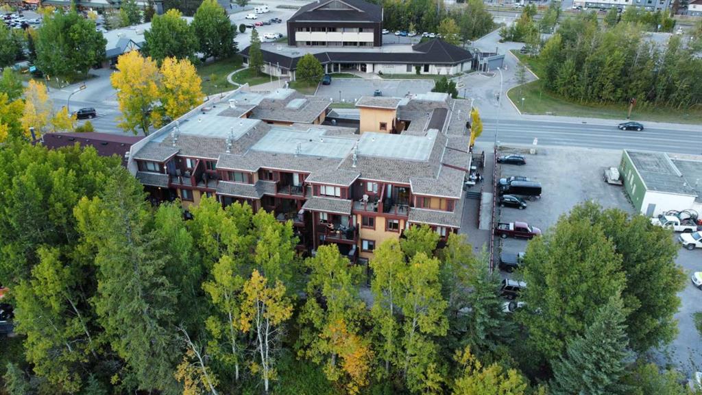 743 Railway Avenue, #202