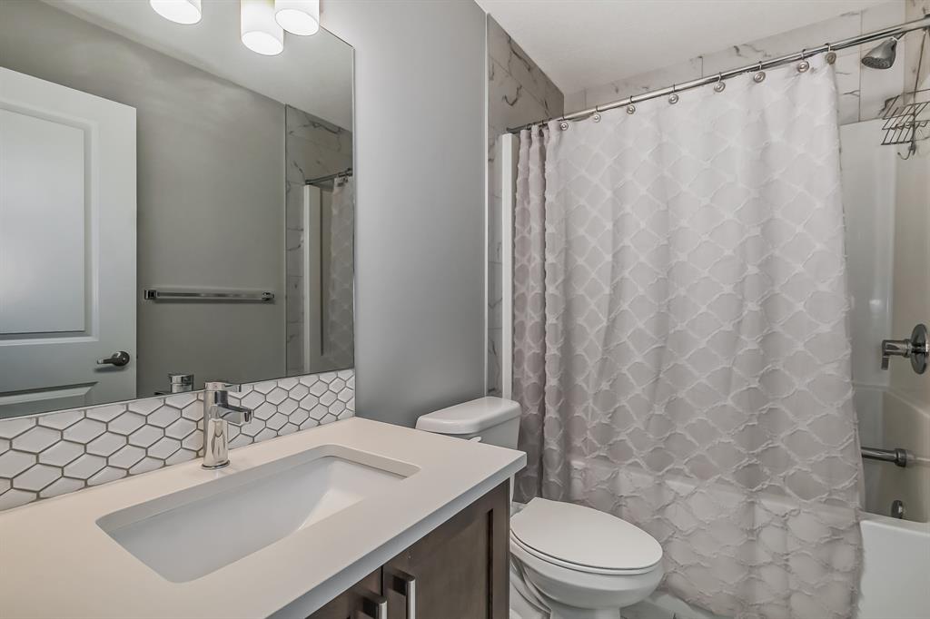 17 Savanna Villas NE