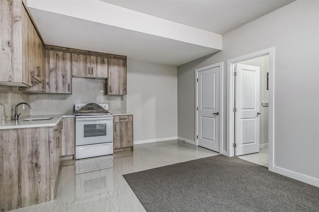 17 Savanna Villas NE
