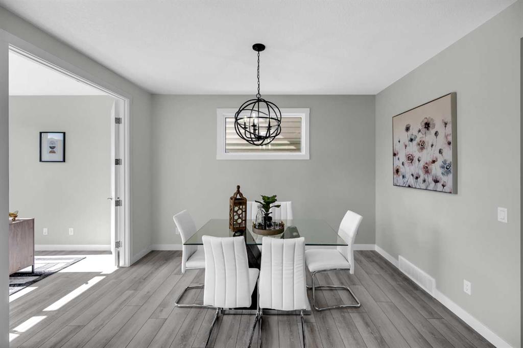 1153 Cranbrook Gardens SE