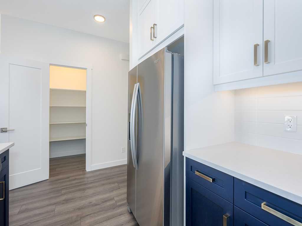 187 Legacy Glen Parade SE