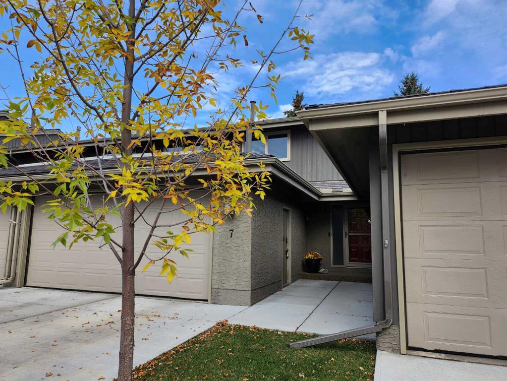 1901 Varsity Estates Drive NW, #7