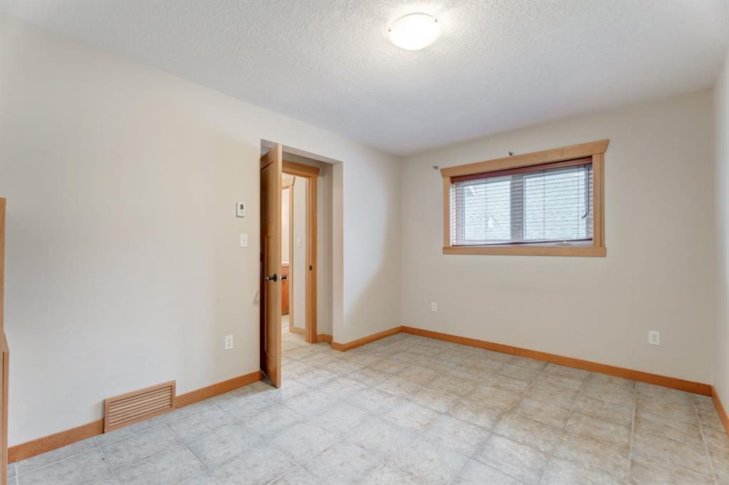 623 River Road