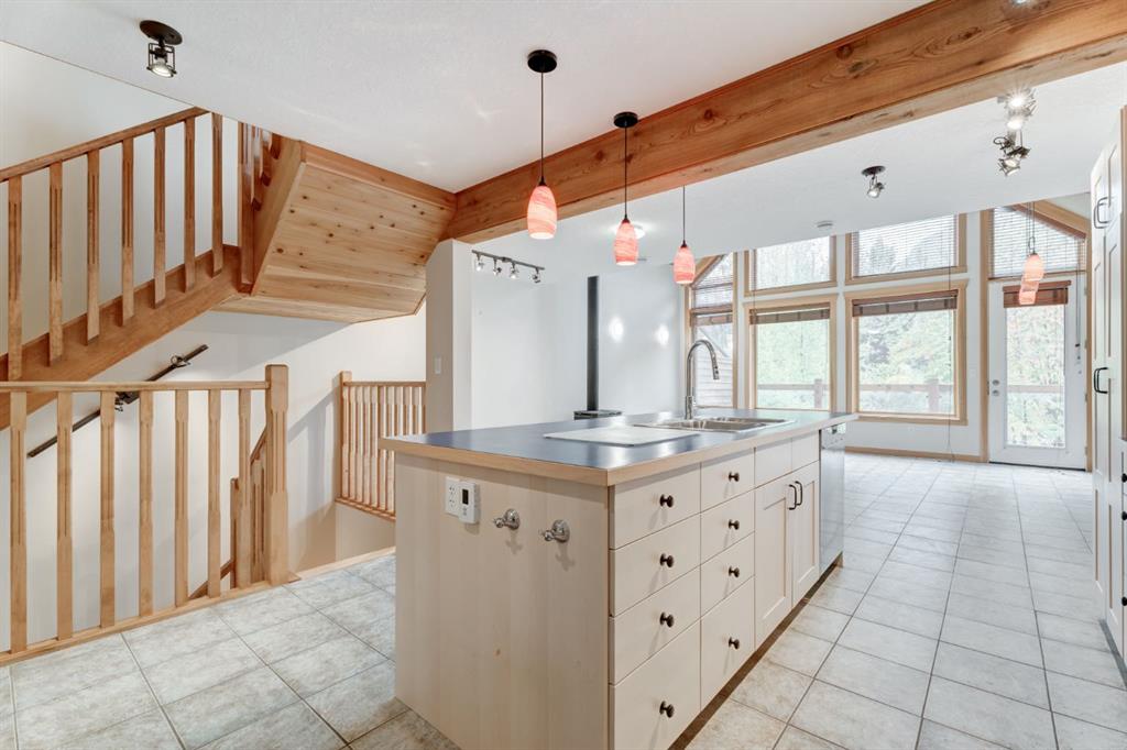 623 River Road