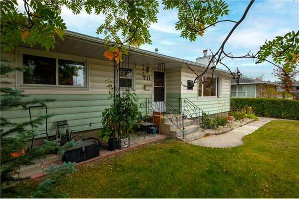 711 Poplar Road SW, Calgary