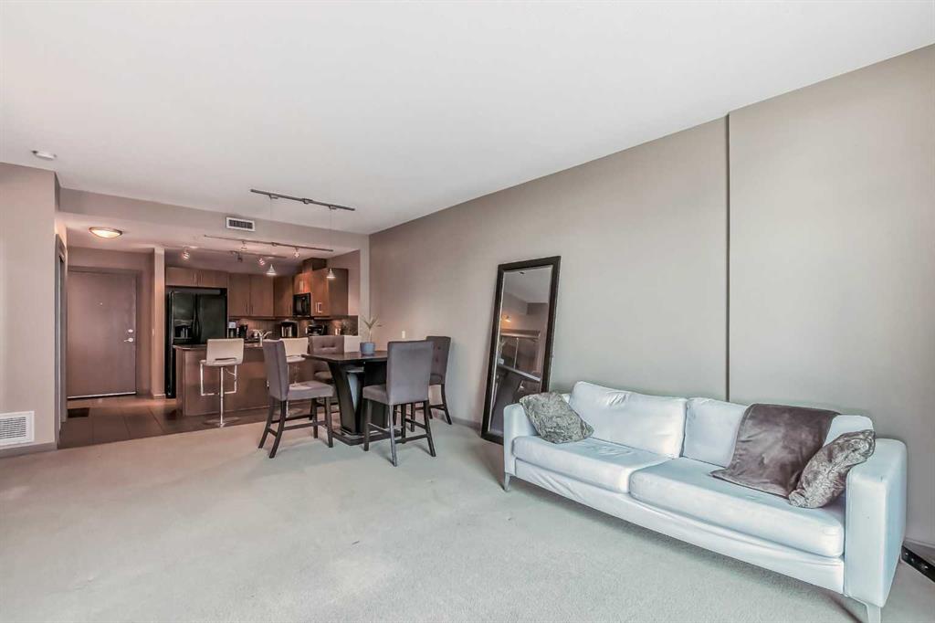 210 15 Avenue SE, #2302