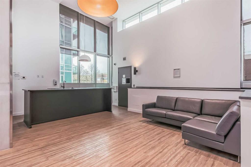 210 15 Avenue SE, #2302