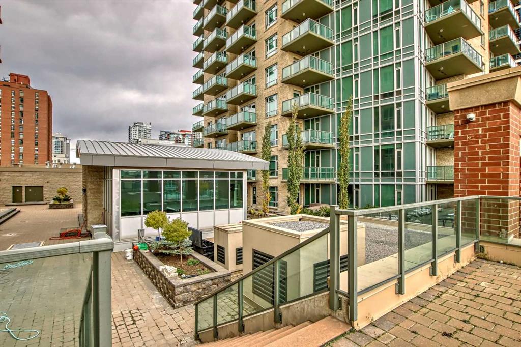 210 15 Avenue SE, #2302