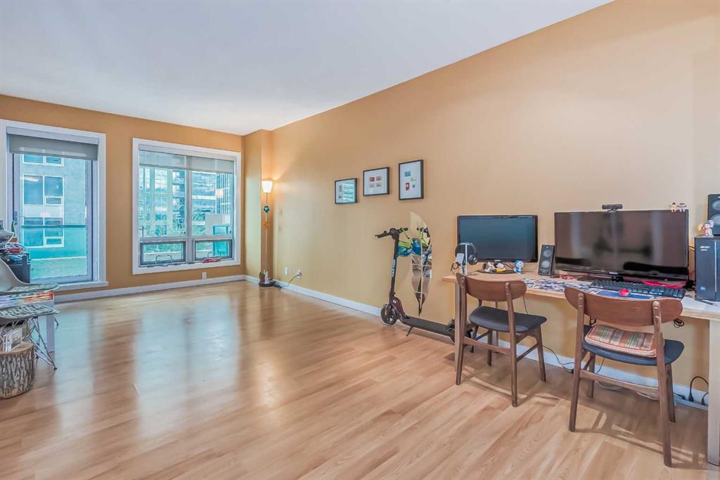 1410 1 Street SE, #403
