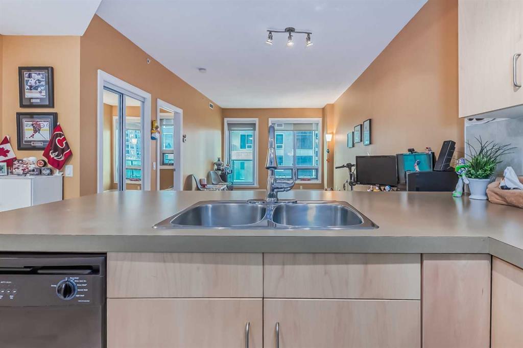 1410 1 Street SE, #403