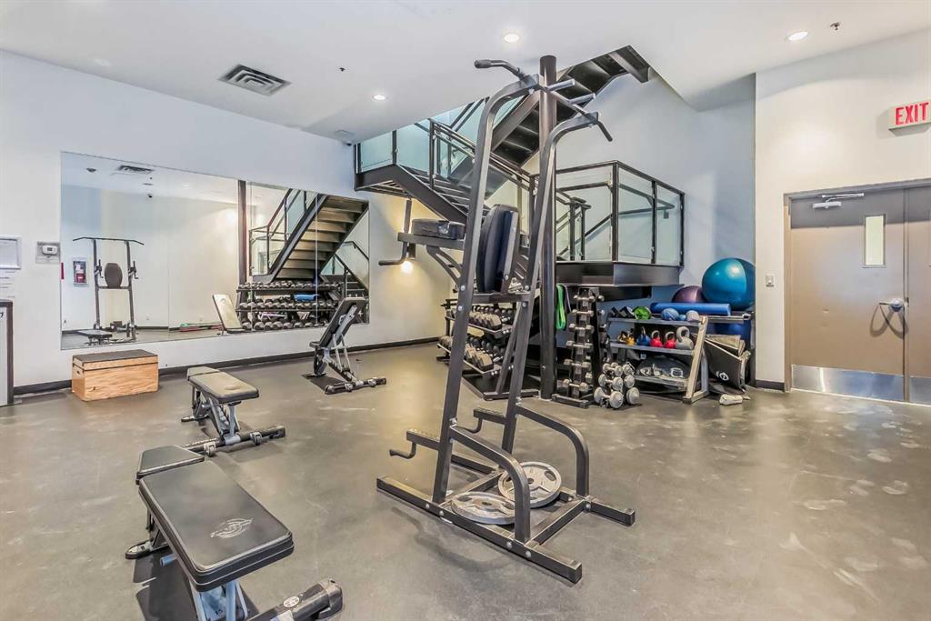 1410 1 Street SE, #403