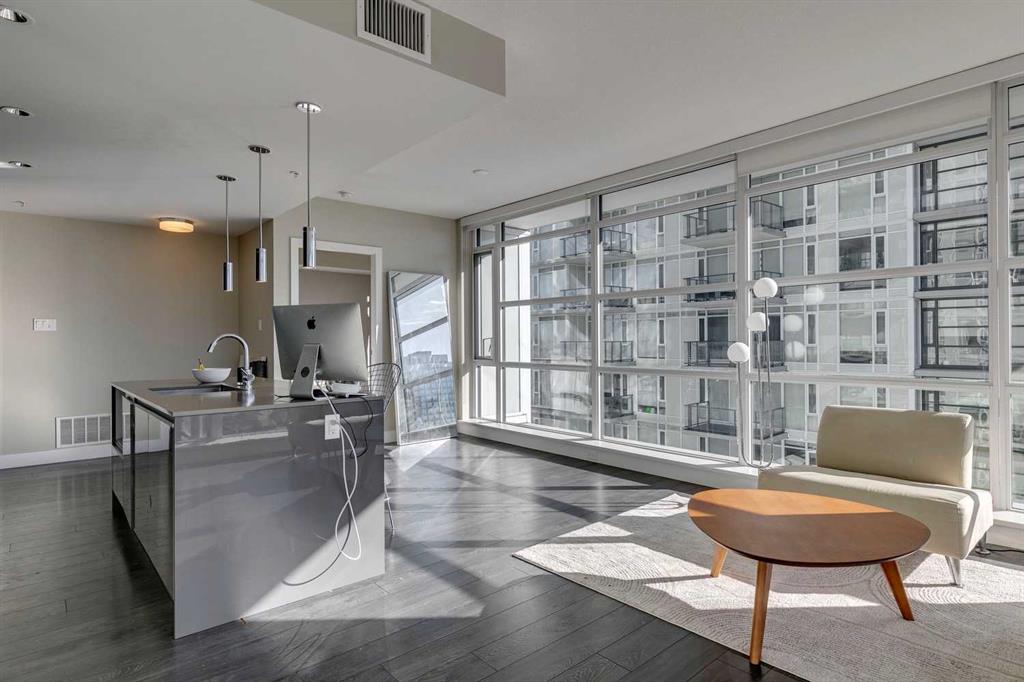 1122 3 Street SE, #2107