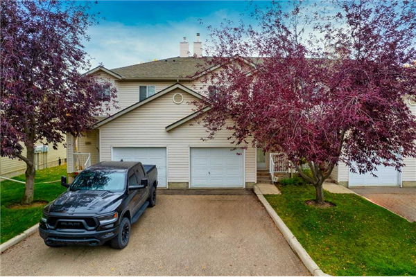 127 Mt Aberdeen Manor SE, Calgary