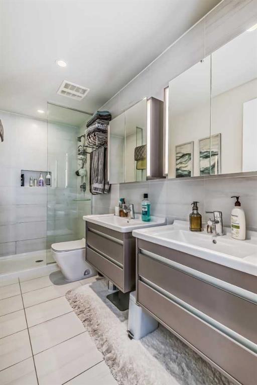 930 16 Avenue SW, #1303