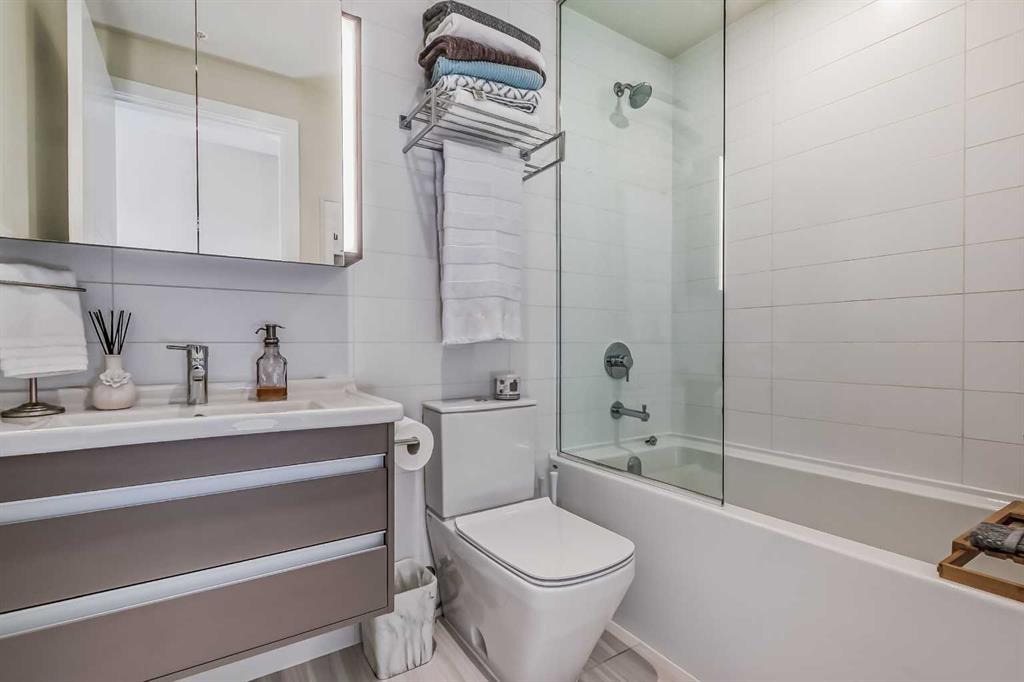 930 16 Avenue SW, #1303