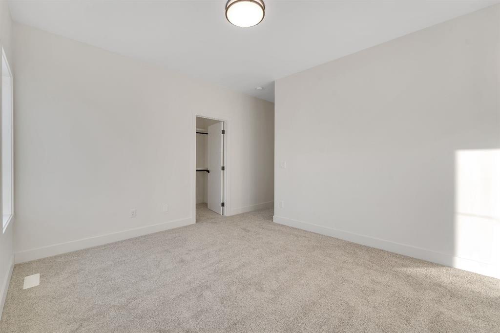 159 saddle lake Terrace NE