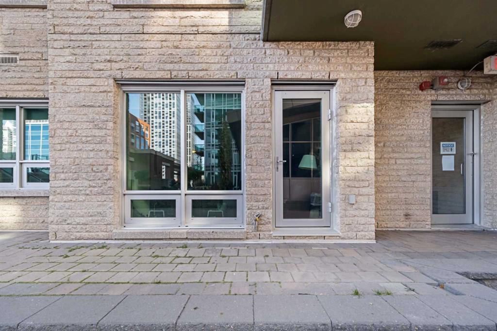 210 15 Avenue SE, #203