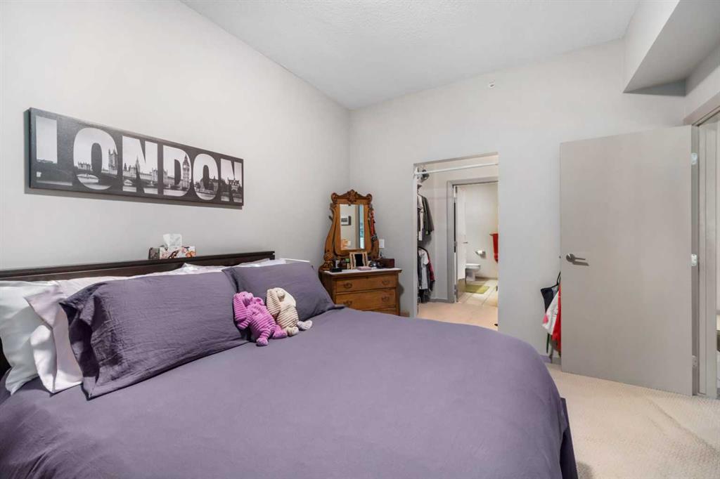 210 15 Avenue SE, #203