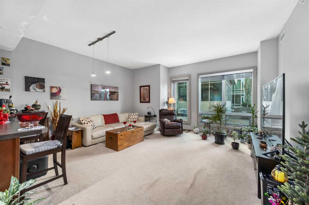 210 15 Avenue SE, #203