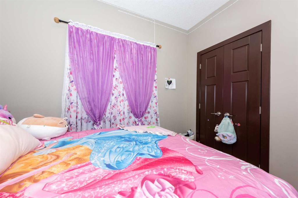 157 Williamstown Green NW