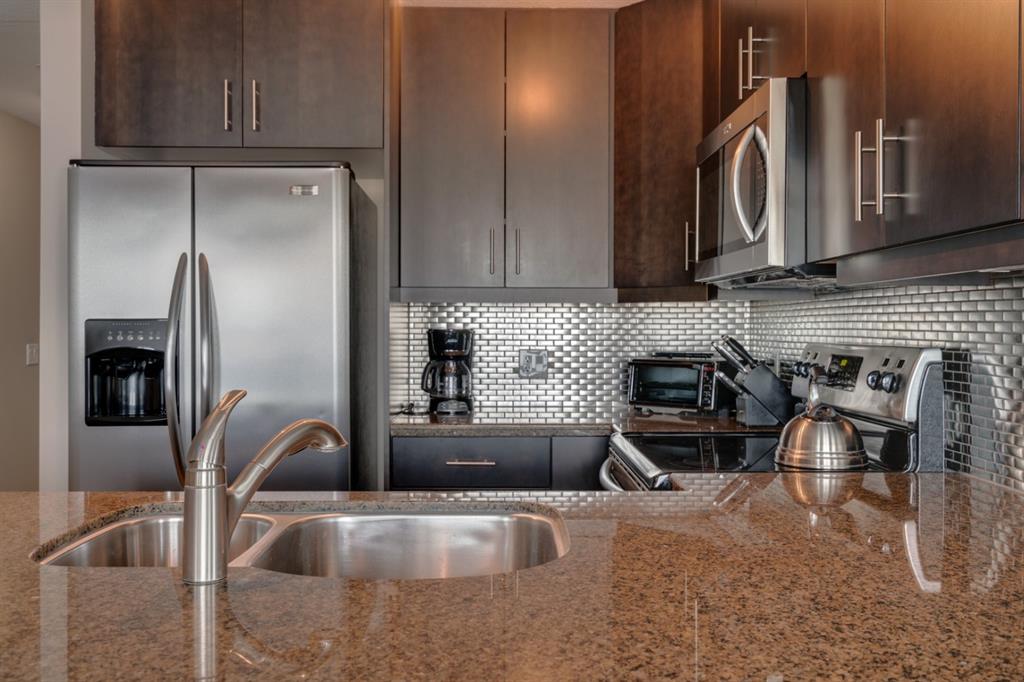 210 15 Avenue SE, #2105