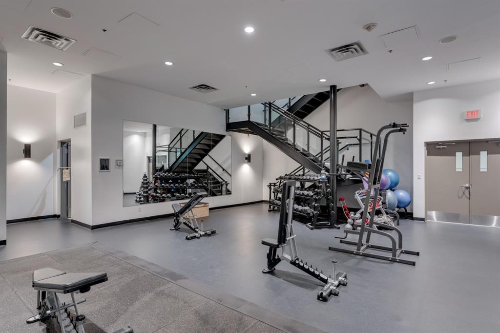 210 15 Avenue SE, #2105
