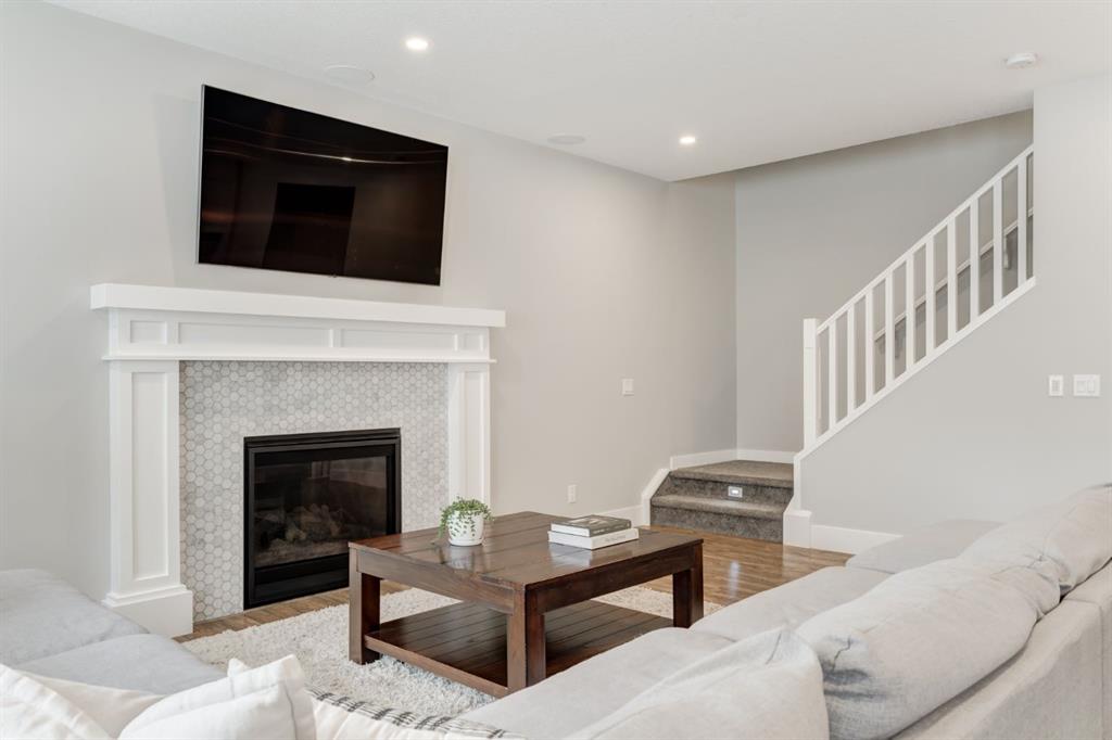 209 Riviera View