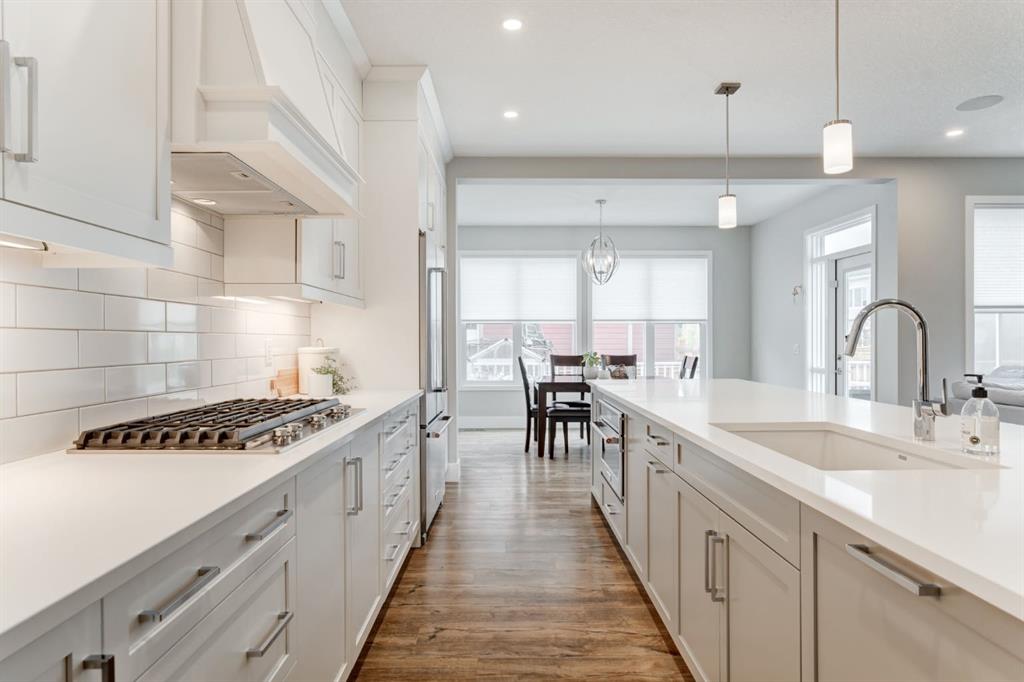 209 Riviera View