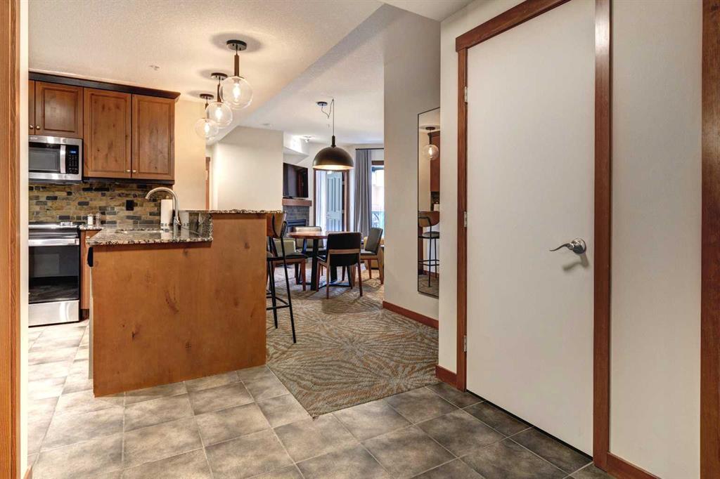 170 Kananaskis Way, #113