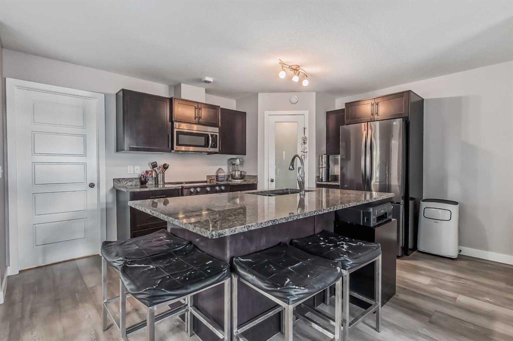 2781 Chinook Winds Drive SW, #1105