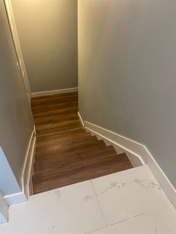 126 MCRAE Street, ##5