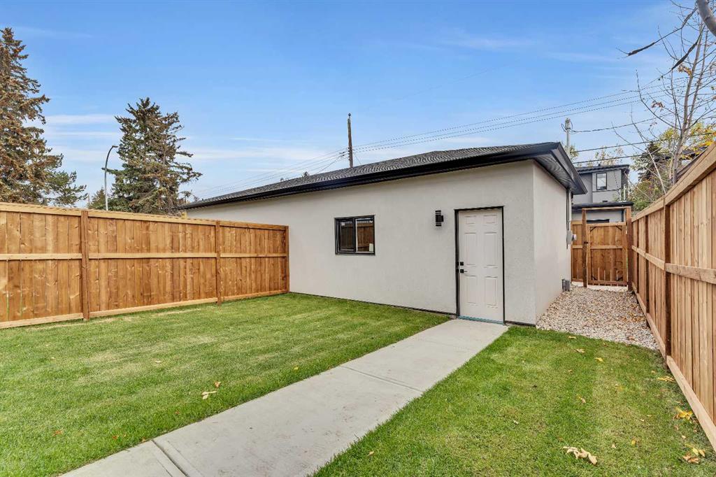 3704 42 Street SW