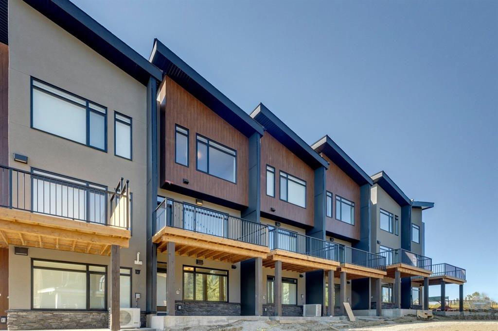 61 Royal Elm Green NW
