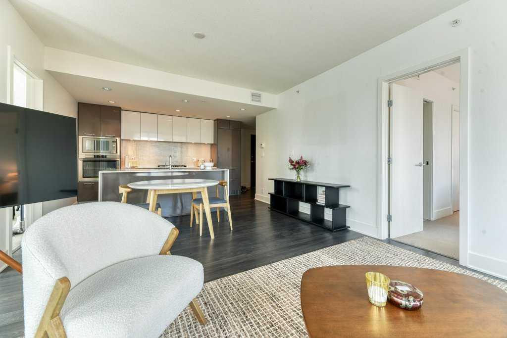 901 10 Avenue SW, #1006