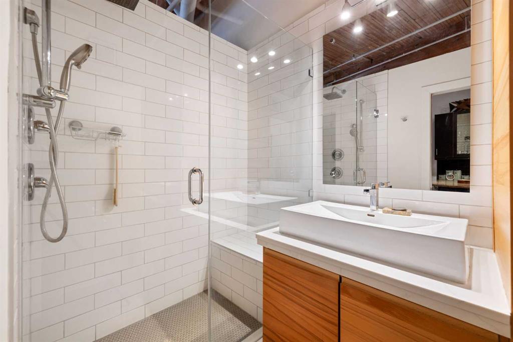 240 11 Avenue SW, #107