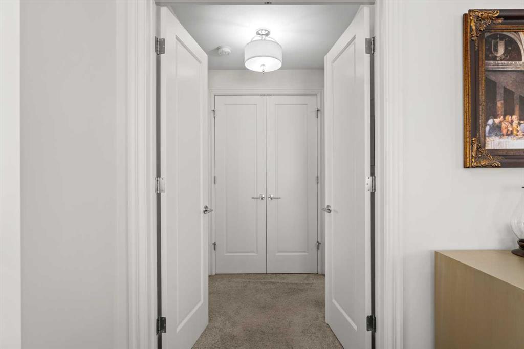 221 Quarry Way SE, #202