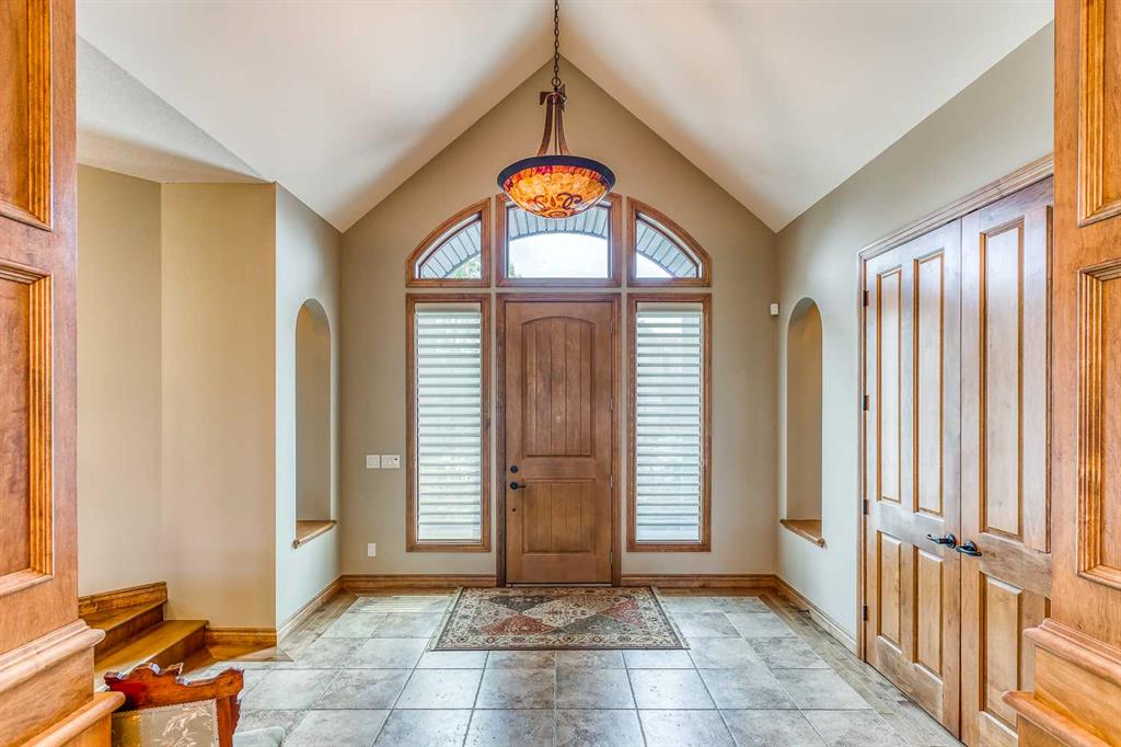 6 Spirit Ridge Lane SW