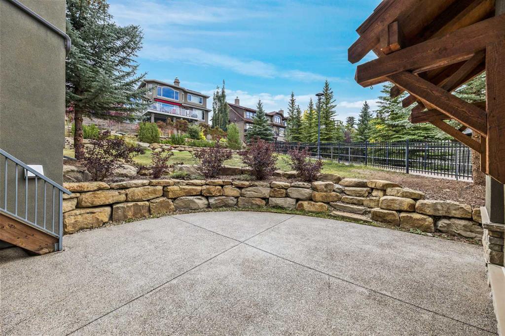 34 Spring Valley Place SW