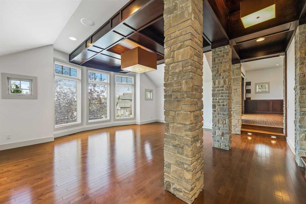 34 Spring Valley Place SW