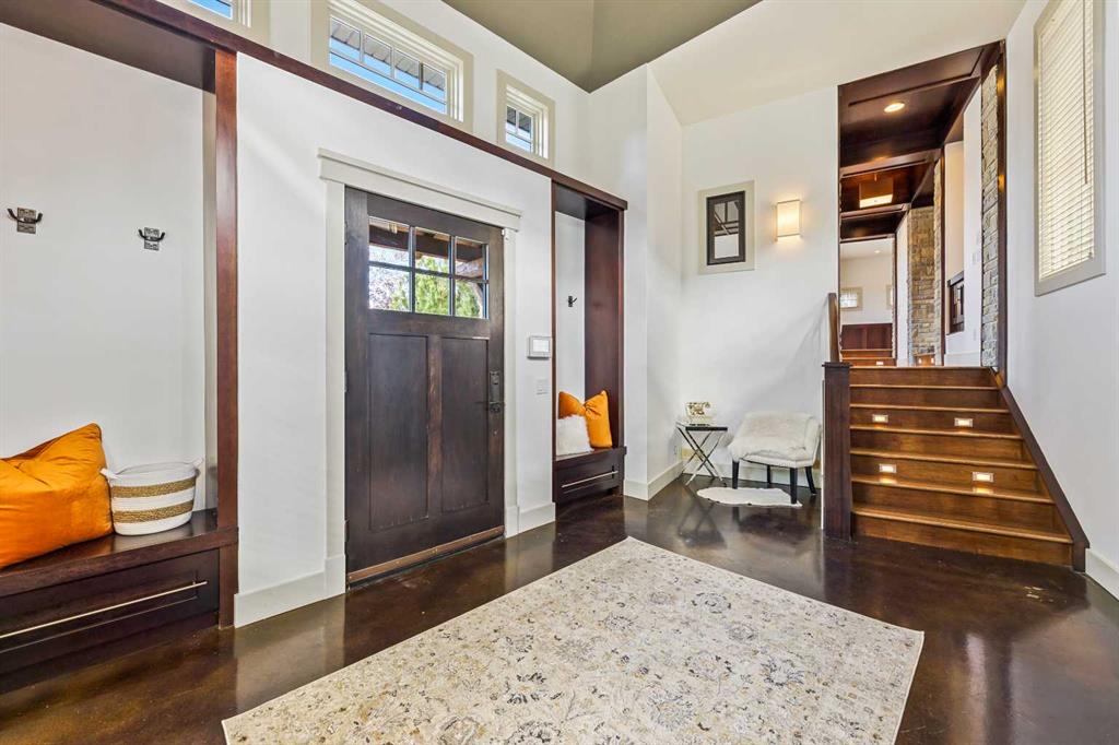 34 Spring Valley Place SW