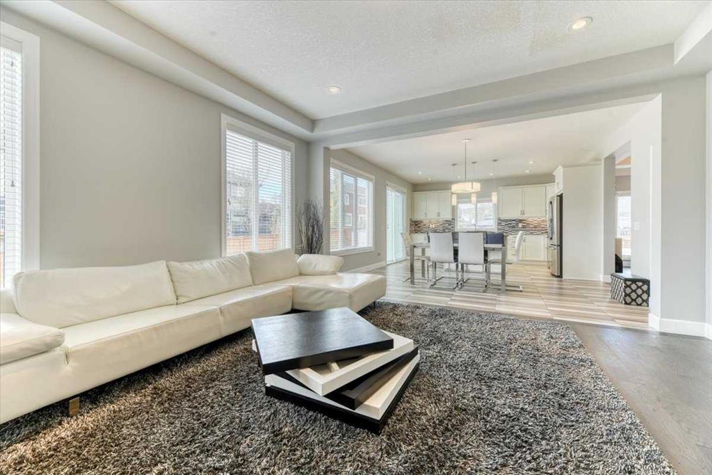 329 Viewpointe Terrace