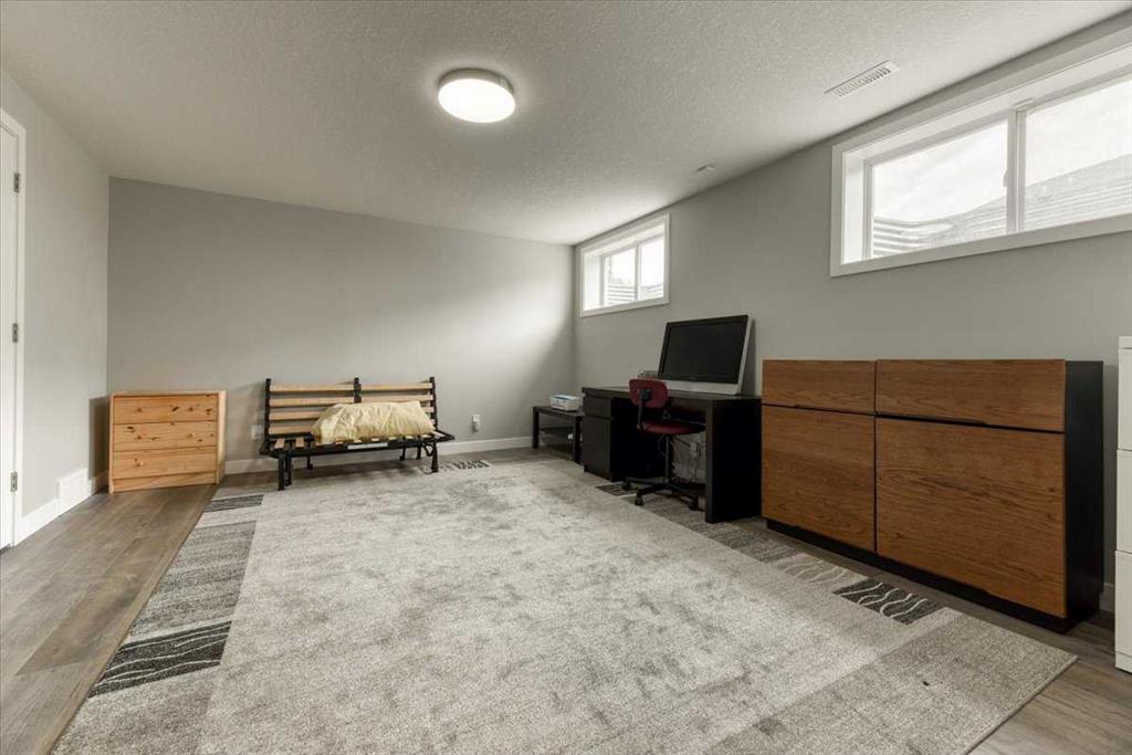 329 Viewpointe Terrace