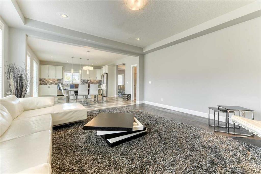 329 Viewpointe Terrace