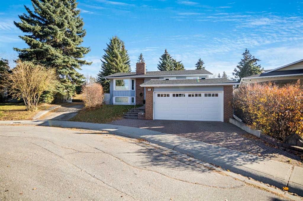 4943 Vantage Crescent NW