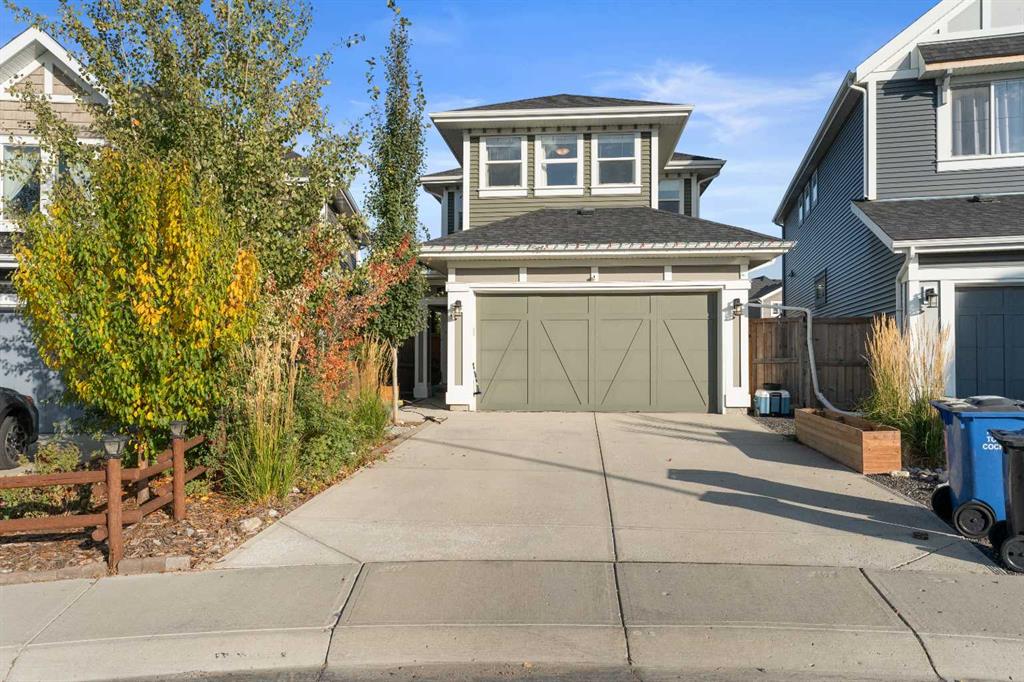 242 River Heights Green
